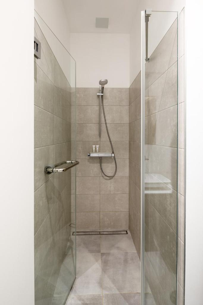 Kalnina Street Studio Apartment Riga Exterior photo